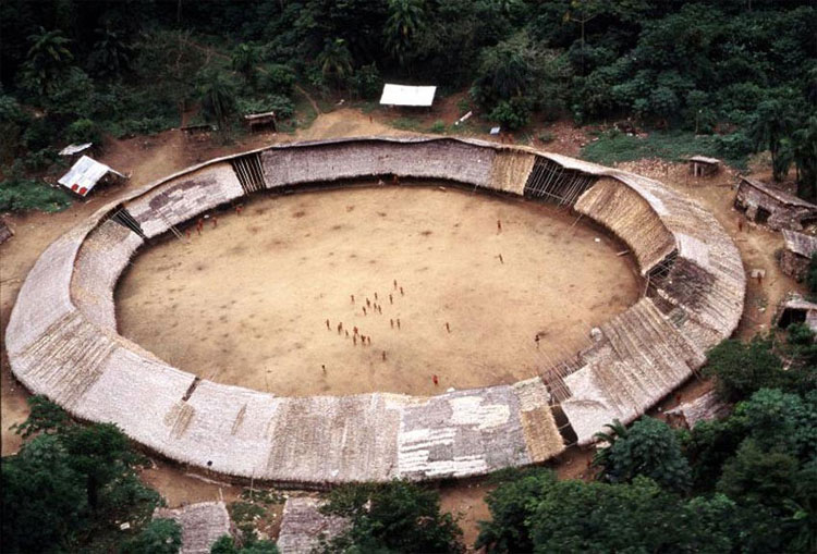 Picture 3 of On Earth there are still tribes that have not yet escaped from the Stone Age