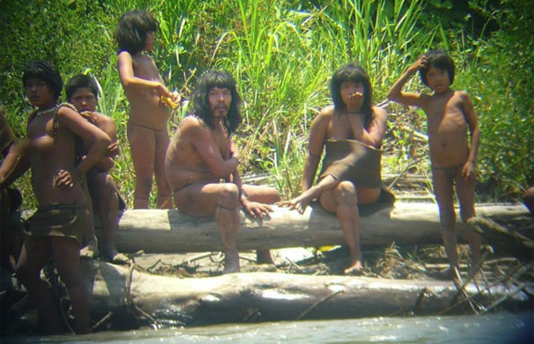 Picture 4 of On Earth there are still tribes that have not yet escaped from the Stone Age