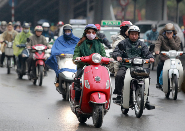 Picture 1 of On the evening of October 29, the North received the strongest cold air from the beginning of the year