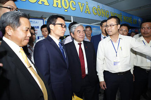 Picture 2 of Opening of Vietnam International Technology and Equipment Fair 2015