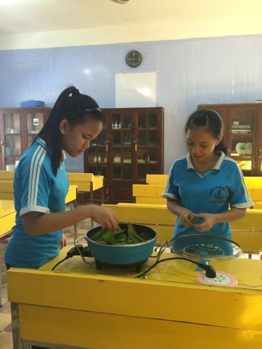 Picture 1 of Out of tooth decay with mouthwash from young leaves of Hue students
