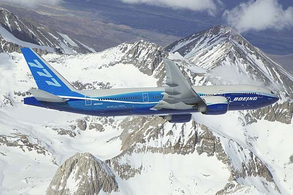 Picture 8 of Overview of super safe Boeing 777 aircraft