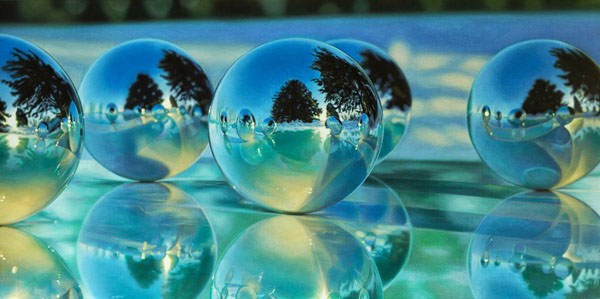 Picture 2 of Painting illusion reflections makes it difficult to distinguish the fake