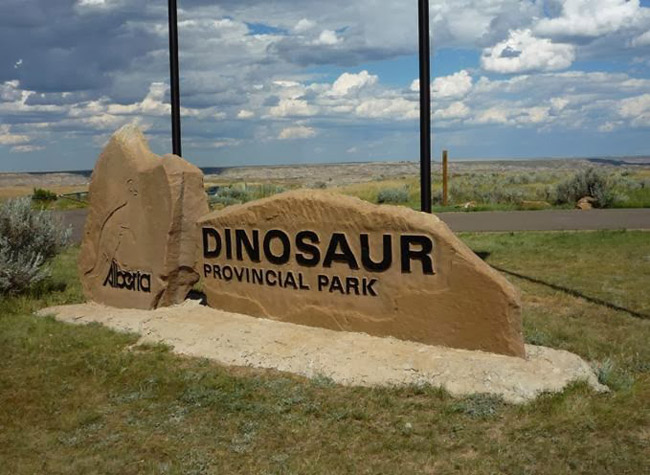 Picture 1 of Park of dinosaur fossils - Canada