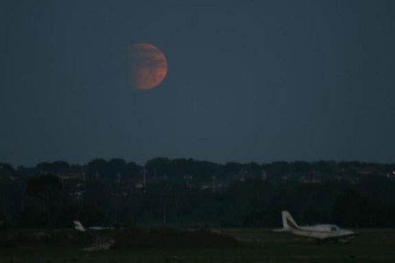Picture 10 of Partial lunar images around the world