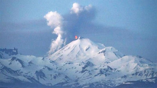 Picture 1 of Pavlof volcano continued to erupt