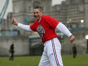 Picture 1 of People hold the most Guinness records in the world