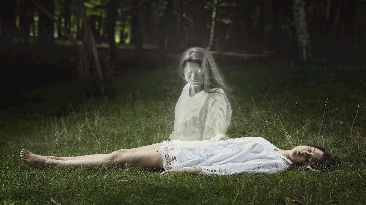 Picture 1 of People really see ghosts and stories of 3 famous psychologists