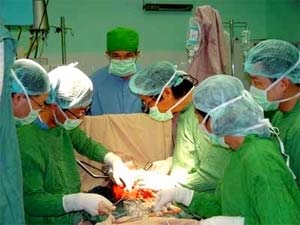 Picture 1 of Performing another first blood transplant transplant