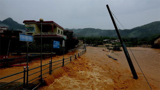 Picture 1 of Persistent rain in southern China killed 19 people