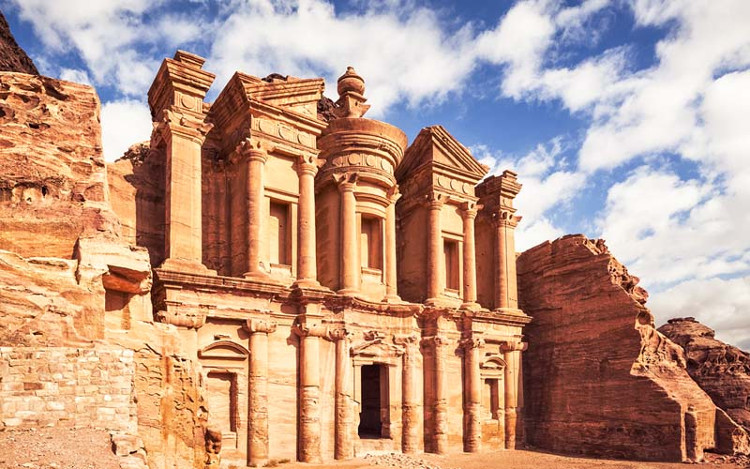 Picture 4 of Petra: The ancient city in the heart of the rock