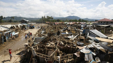 Picture 3 of Philippines devastated after a big storm