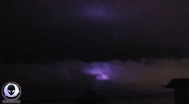 Picture 1 of Philippines: The sky suddenly turned purple like the end of the world