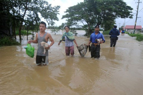 Picture 2 of Philippines welcomes new storms
