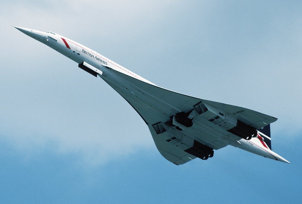 Picture 11 of Photo set 70 years of development of the busiest airport in the UK