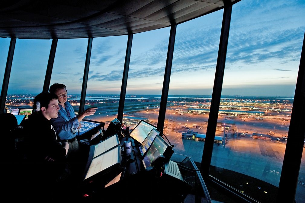 Picture 15 of Photo set 70 years of development of the busiest airport in the UK