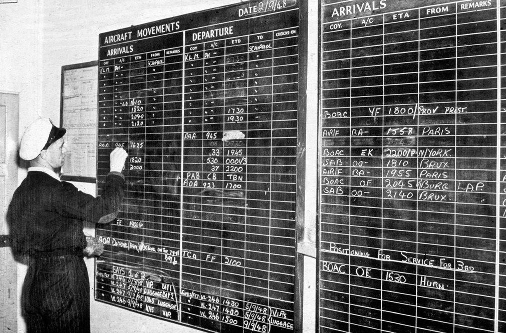 Picture 2 of Photo set 70 years of development of the busiest airport in the UK