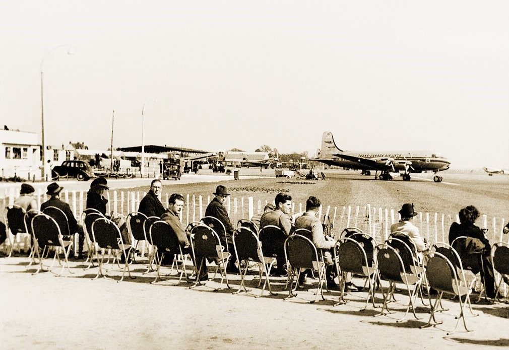 Picture 3 of Photo set 70 years of development of the busiest airport in the UK