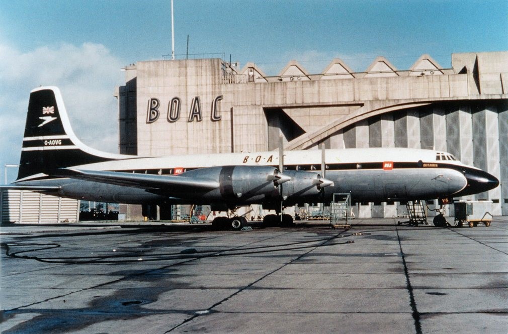 Picture 7 of Photo set 70 years of development of the busiest airport in the UK
