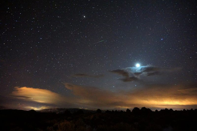 Picture 9 of Photo: The largest meteor shower in the world sky