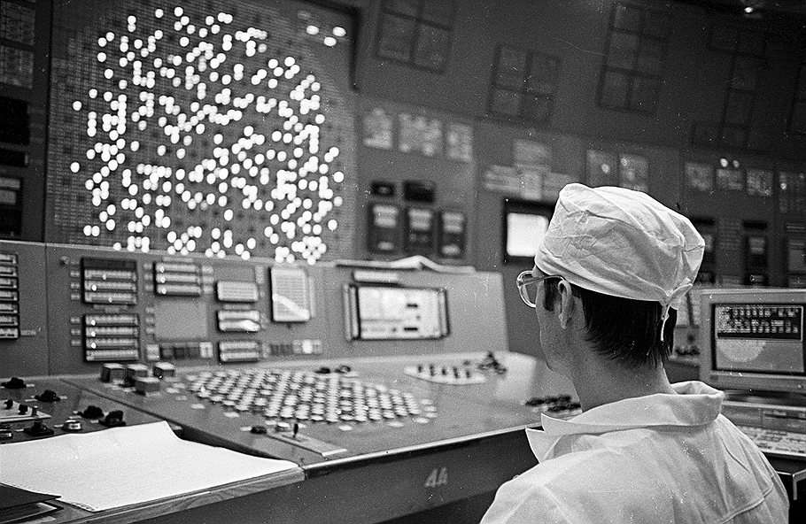 Picture 4 of Photos of 30 years of disaster Chernobyl nuclear power plant