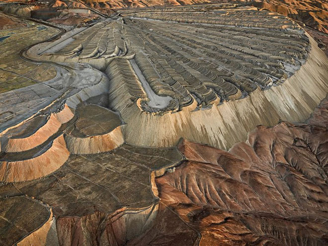 Picture 5 of Photos of Anthropocene: How do people devastate the Earth?