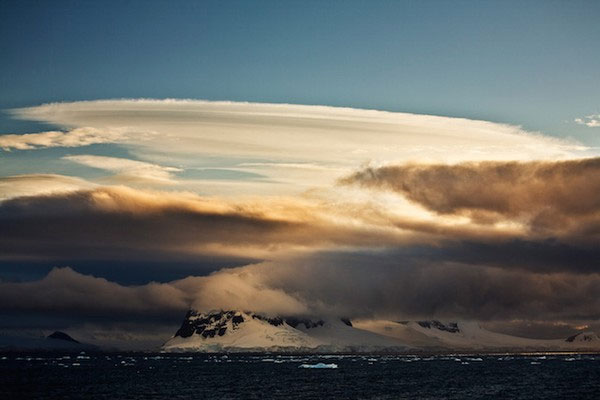 Picture 7 of Photos of melting ice are surprisingly beautiful but startling
