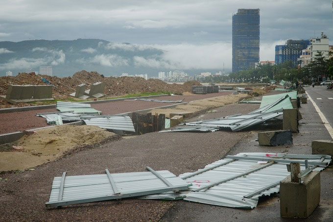 Picture 8 of Phu Yen and Binh Dinh are disordered after Matmo storm