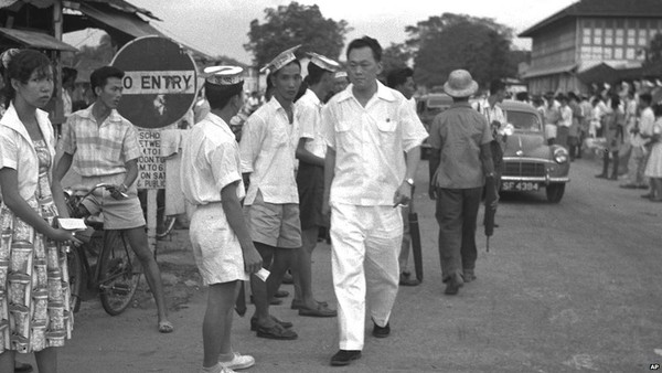 Picture 4 of Picture of the life and career of former Singapore Prime Minister Lee Kuan Yew