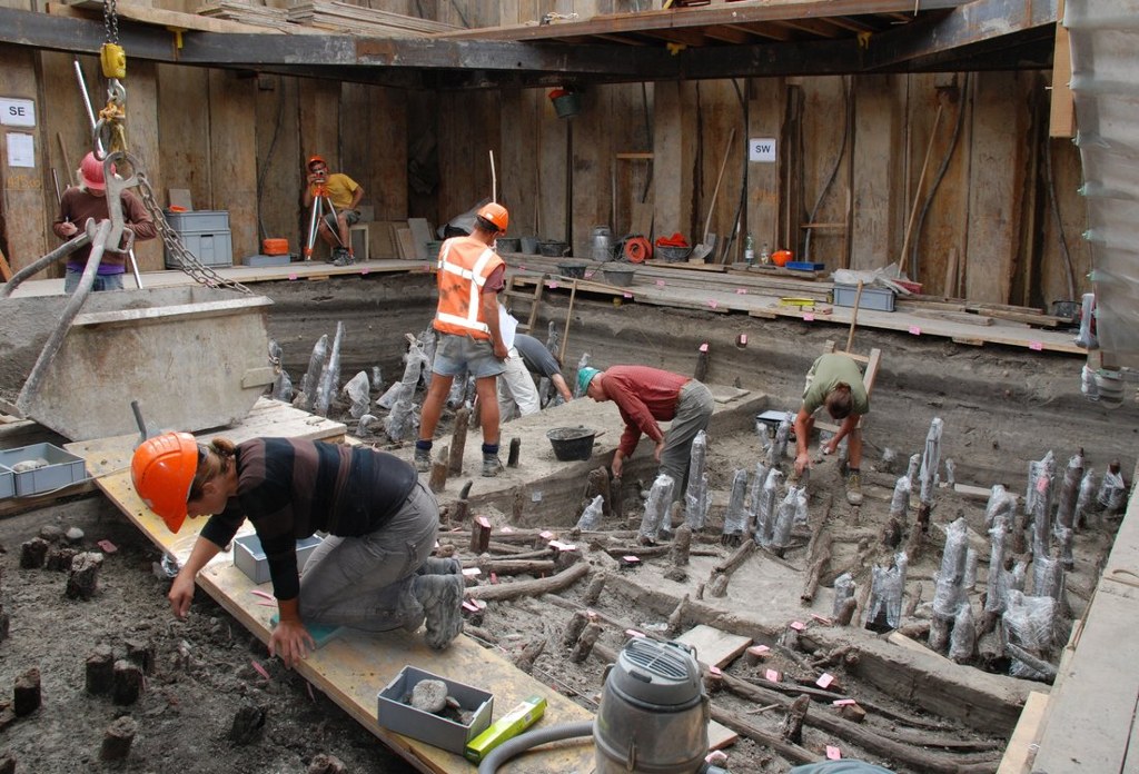 Picture 6 of Pile prehistoric houses around the Alps - Austria's world cultural heritage