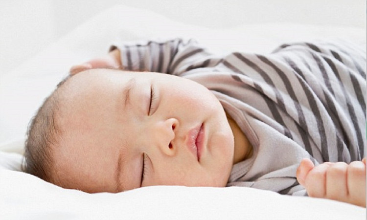 Picture 2 of Plastic bottles, air pollution and makeup reduce the infant's IQ
