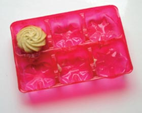 Picture 1 of Plastic made from sugar can decompose itself