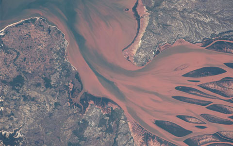 'Poisonous' photos were taken from the ISS station images 8