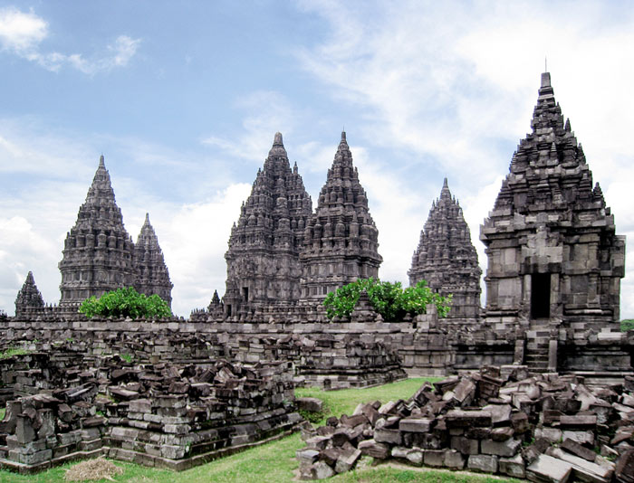 Picture 1 of Prambanan temple complex
