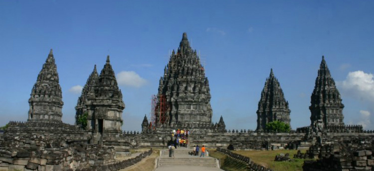 Picture 4 of Prambanan temple complex