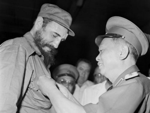 Picture 14 of Precious images of General Vo Nguyen Giap