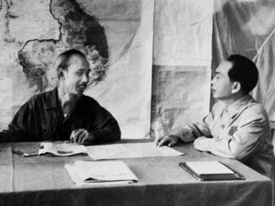 Picture 2 of Precious images of General Vo Nguyen Giap