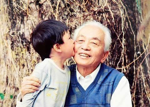 Picture 9 of Precious images of General Vo Nguyen Giap