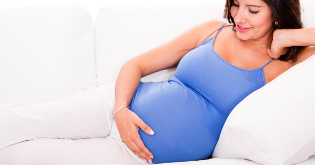 Picture 3 of Pregnant women with back pain: Causes and remedies