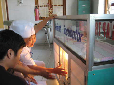 Picture 2 of Premature babies are not required to be transferred through improved incubators