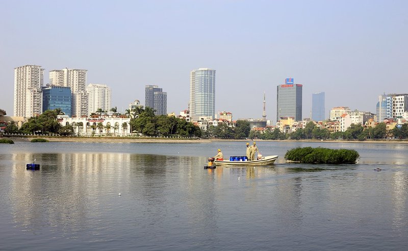 Picture 1 of Preparations of Germany to rescue dirty lakes in Hanoi