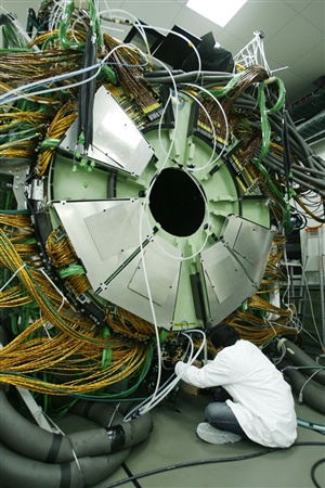 Picture 4 of Prepare for the historic Big Bang (with video)