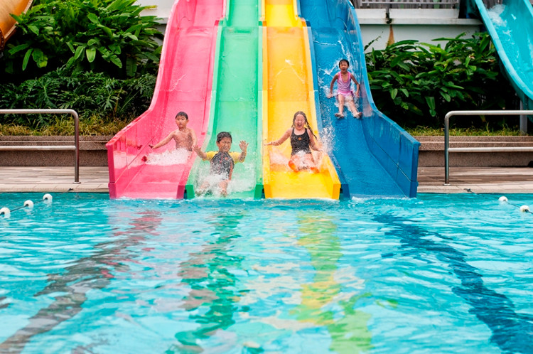 Picture 2 of Public swimming pools and scary facts