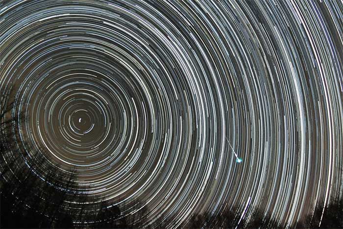 Picture 4 of Quadrantid meteor shower images around the world
