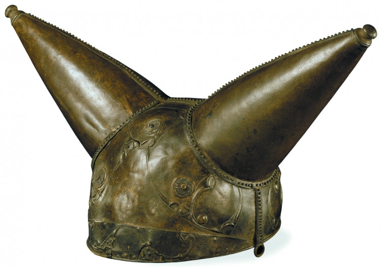 Picture 5 of Quietly watch priceless artifacts of Celtic civilization