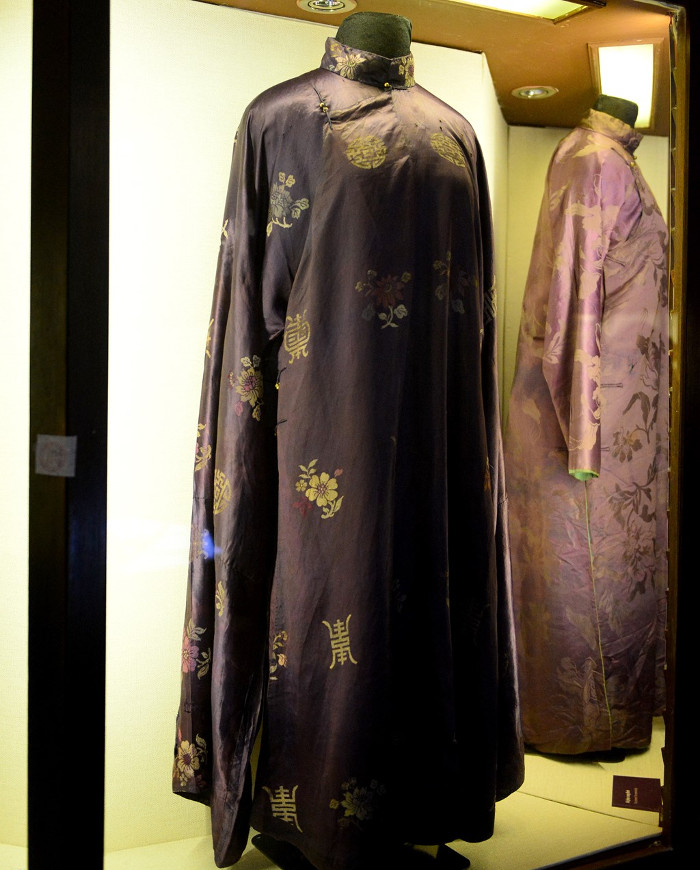 Picture 11 of Rare items of the Nguyen Dynasty in Saigon