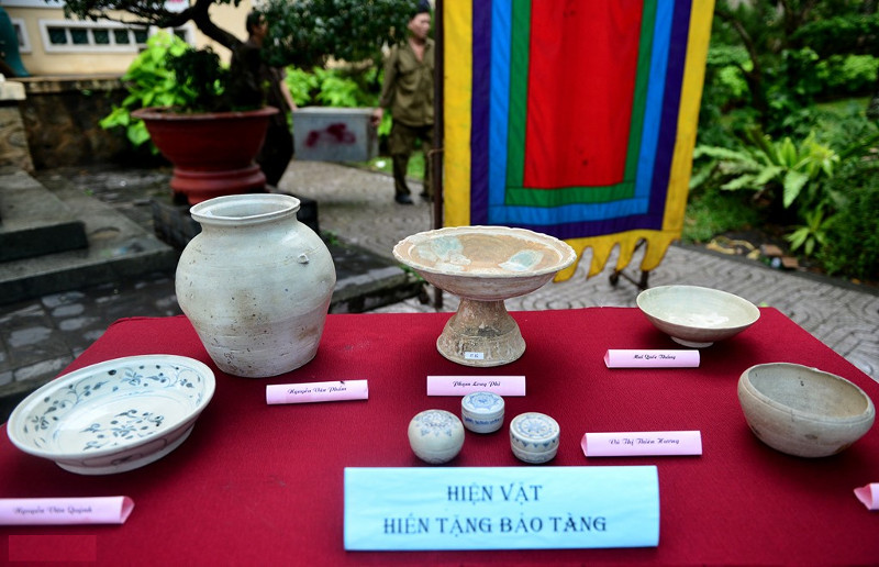 Picture 19 of Rare items of the Nguyen Dynasty in Saigon