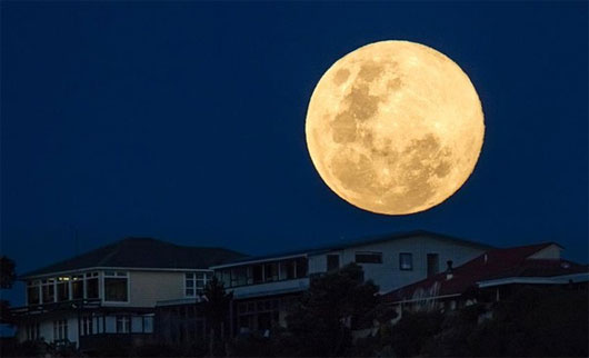 Picture 3 of Rare phenomenon: Full moon in Friday 13th