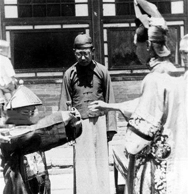 Picture 5 of Rare photos of how to organize the wedding of a noble Chinese family in Qing Dynasty
