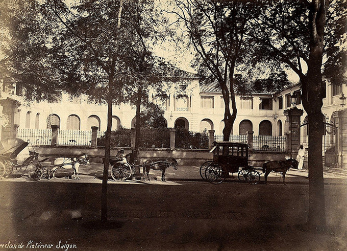 Picture 6 of Rare photos of the 130-year-old Mandarin Palace are in danger of being knocked down in Saigon